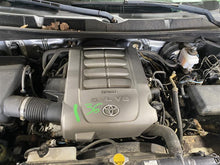 Load image into Gallery viewer, FRONT KNEE Toyota Tundra 07 08 09 10 11 12 13 14 15 Right - 1278936
