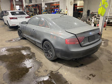 Load image into Gallery viewer, PLASTIC ENGINE COVER Audi A5 2014 14 - 1280714
