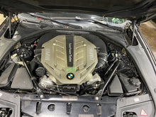 Load image into Gallery viewer, RADIO ANTENNA BMW 550i 2011 11 - 1283547
