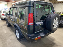 Load image into Gallery viewer, REAR BACK DOOR Land Rover Discovery 99 00 01 02 03 - 1283748
