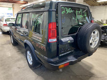 Load image into Gallery viewer, Fuel Filler Door Discovery 2001 01 - 1283752
