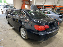Load image into Gallery viewer, FRONT SPINDLE BMW 330xi 328xi 325xi 335xi 2006 06 07 08 09 10 11 Right - 1283854
