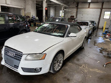 Load image into Gallery viewer, Rear Headrest Audi A5 2010 10 - 1284303
