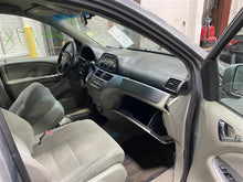 Load image into Gallery viewer, REAR DOOR Honda Odyssey 2008 08 2009 09 2010 10 Left - 1286673
