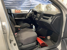 Load image into Gallery viewer, HEADLIGHT LAMP ASSEMBLY Kia Sportage 2007 07 2008 08 Left - 1288397
