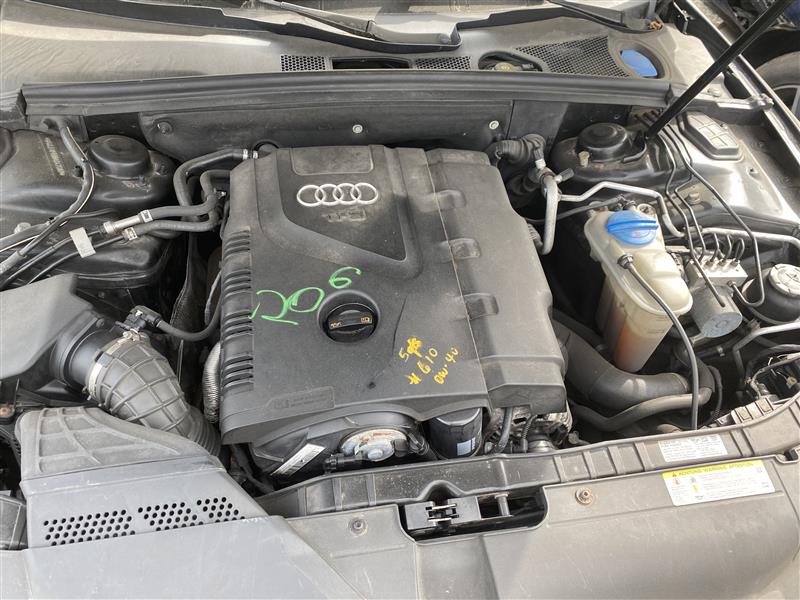 Brand New Radiator For Audi A4/A5/A6/A7/Q3/Q5 & Seat Exeo - Manual, Aluminum, Bolt-On, 8K0121251L