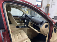 Load image into Gallery viewer, AC HEATER TEMP CONTROL Volkswagen Touareg 2004 04 2005 05 Front - 1287809

