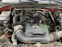 Load image into Gallery viewer, FUSE BOX Nissan Frontier Pathfinder Xterra 2010-2019 - 1290289
