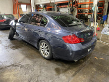 Load image into Gallery viewer, GLOVE BOX DOOR Infiniti G37 2009 09 - 1290846
