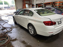 Load image into Gallery viewer, HEADLIGHT LAMP ASSEMBLY 528i 535i 550i Active 5 M5 14 15 16 Left - 1290881
