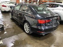 Load image into Gallery viewer, PLASTIC ENGINE COVER Audi A3 2015 15 - 1290964
