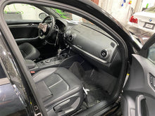 Load image into Gallery viewer, PLASTIC ENGINE COVER Audi A3 2015 15 - 1290964
