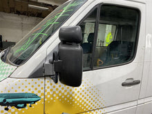 Load image into Gallery viewer, WINDSHIELD WASHER FLUID RESERVOIR BOTTLE Sprinter 2500 Sprinter 3500 02-06 - 1290663
