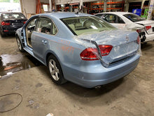 Load image into Gallery viewer, DASH PANEL Volkswagen Passat 2012 12 2013 13 2014 14 - 1291914

