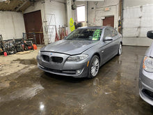 Load image into Gallery viewer, FRONT DOOR WINDOW REGULATOR POWER 528D 528i 535i 550i 11-15 Right - 1292876
