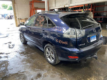 Load image into Gallery viewer, 2006 Lexus RX400H Floor Shifter - 1293397
