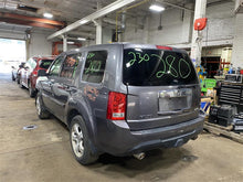 Load image into Gallery viewer, WHEEL RIM Honda Pilot 12 13 14 15 18x7-1/2 ALLOY - 1294935
