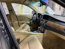 Load image into Gallery viewer, HEADLIGHT LAMP ASSEMBLY BMW 525i 530i 545i 550i 05 06 07 Right - 1296297
