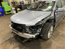 Load image into Gallery viewer, REAR SEAT Acura RLX 2016 16 - 1297035

