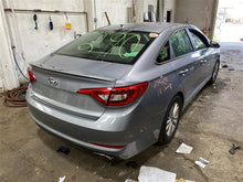 Load image into Gallery viewer, REAR QUARTER GLASS Hyundai Sonata Sonata Hybrid 15 16 17 Left - 1297092
