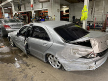 Load image into Gallery viewer, WIPER MOTOR CL500 S430 S500 S600 00 01 02 03 04 05 06 - 1297592
