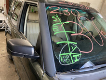 Load image into Gallery viewer, 2006 Land Rover Range Rover Floor Shifter - 1299130
