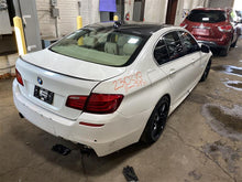 Load image into Gallery viewer, 2011 BMW 535i Floor Shifter - 1299686
