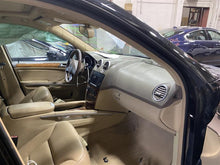 Load image into Gallery viewer, FRONT SPINDLE ML320 ML350 ML500 2006 06 07 08 09 10 11 Right - 1300774
