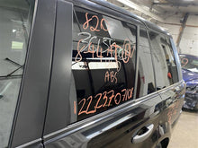 Load image into Gallery viewer, FRONT SPINDLE KNUCKLE Range Rover Sport 09 10 11 12 13 Left - 1300071
