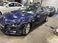 Load image into Gallery viewer, CONSOLE LID Jaguar XF 2014 14 - 1300472
