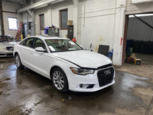Load image into Gallery viewer, QUARTER PANEL CUT ASSEMBLY Audi A6 S6 2012 12 2013 13 Left - 1301069
