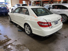 Load image into Gallery viewer, CONVERTIBLE TOP E250 Van E250D E300 E350 E400 E550 E63 10-16 - 1306712
