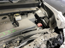 Load image into Gallery viewer, FRONT SPINDLE KNUCKLE JX35 QX60 Pathfinder 13 14 15 16 17 Left - 1302743
