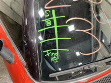 Load image into Gallery viewer, FRONT DOOR GLASS Mini Cooper 2002 02 2003 03 04 05 06 07 08 Left - 1307580
