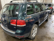 Load image into Gallery viewer, Rear Seat Volkswagen Touareg 2004 04 - 1307793
