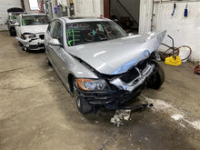 Load image into Gallery viewer, CARRIER ASSEMBLY BMW 328i 325i 2006 06 2007 07 2008 08 2009 09 10 11 Auto - 1303811
