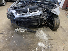 Load image into Gallery viewer, INDEPENDENT REAR SUSPENSION BMW 328i 330i 325i 2006 06 2007 07 08 - 11 Right - 1303828
