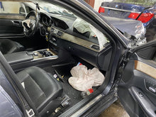 Load image into Gallery viewer, FUEL PUMP E250 Van C250 C300 C350 C63 CL550 CL600 CL63 CL65 11-16 - 1304957
