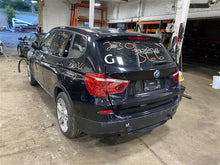Load image into Gallery viewer, Rear Headrest BMW X3 2012 12 - 1303079
