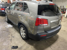 Load image into Gallery viewer, FRONT PASSENGER SEAT BELT &amp; RETRACTOR ONLY Sorento 11 12 13 - 1305862
