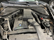 Load image into Gallery viewer, AC A/C AIR CONDITIONING COMPRESSOR BMW X5 07 08 09 10 - 1305495
