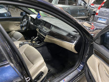 Load image into Gallery viewer, FRONT INTERIOR DOOR TRIM PANEL BMW 550i 2016 16 - 1307349
