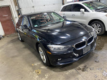 Load image into Gallery viewer, STEERING WHEEL BMW 320i 328i 2013 13 - 1306856
