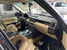Load image into Gallery viewer, HEADLIGHT LAMP ASSEMBLY Land Rover Range Rover 06 07 08 09 Right - 1309798
