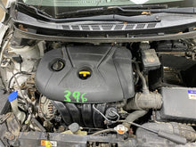 Load image into Gallery viewer, FRONT INTERIOR DOOR TRIM PANEL Hyundai Elantra 2012 12 - 1309117

