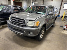 Load image into Gallery viewer, PLASTIC ENGINE COVER Toyota Sequoia 2004 04 - 1309946
