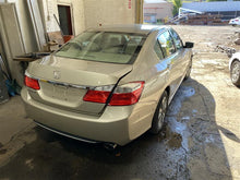 Load image into Gallery viewer, FRONT DOOR Accord 2013 13 2014 14 2015 15 2016 16 2017 17 Right - 1308665
