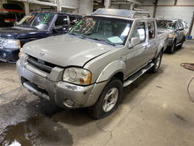 Load image into Gallery viewer, SPEEDOMETER CLUSTER Nissan Frontier Pickup 2001 01 - 1310113
