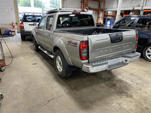 Load image into Gallery viewer, AC CONDENSER Nissan X Terra Frontier 2000 00 2001 01 - 1310067
