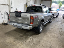 Load image into Gallery viewer, FRONT DOOR Xterra Frontier 2001 01 2002 02 2003 03 2004 04 Right - 1310098
